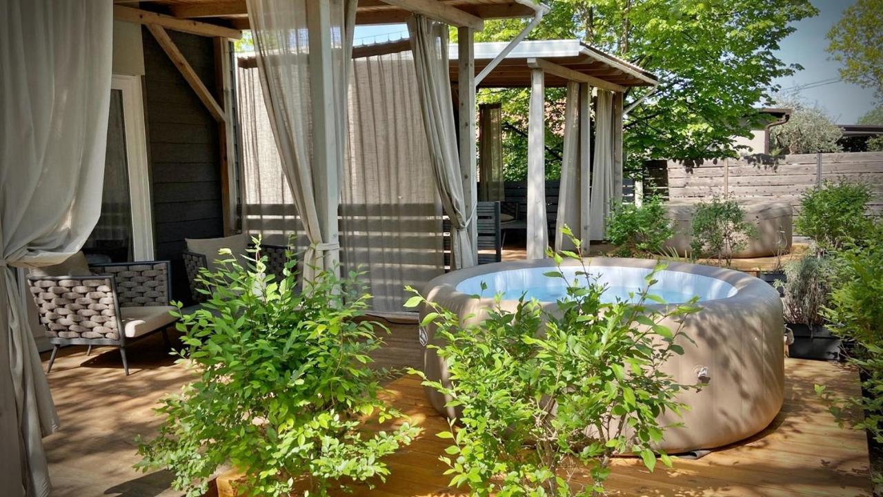 Boutique Mobile Homes Ulikarovinj (Adults Only) Ngoại thất bức ảnh