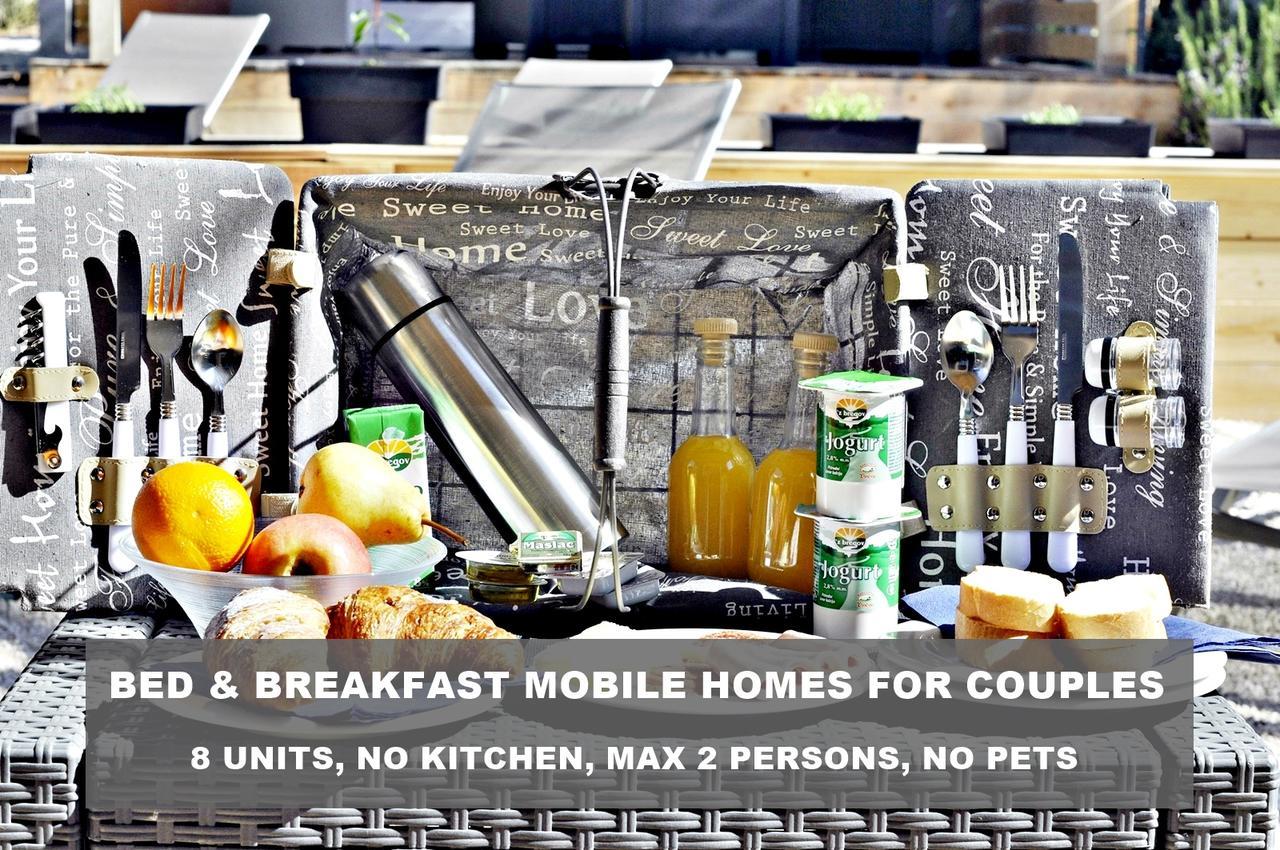 Boutique Mobile Homes Ulikarovinj (Adults Only) Phòng bức ảnh